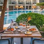 Hotel Cabogata Jardin