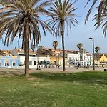 Alojamiento En Primera Linea De Playa Con Wifi