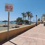 Bonito Apartamento A 50 Metros De La Playa.