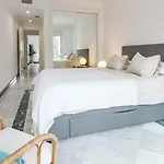 Contemporary 2Br Apt With Terrace In Nueva Andalucia 'The Golf Valley'