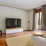 3Br - 2Bh Luxury Apartment 5 Min From Paseo De Gracia