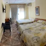 Hostal Rosaleda