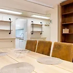 Blue Chill Apartment