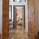 Casa De Pueblo Entero, Centro Historico De Calig