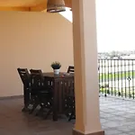 Precioso Apartamento En Urbanizacion Campo De Golf