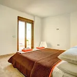 Villa Amura Sea View By Villa Plus