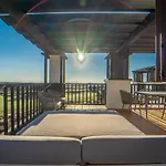 Exclusive 2 Bed 2 Bath Penthouse With Golf Views - De2332Ev