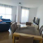 Apartamento En Sol, Ador