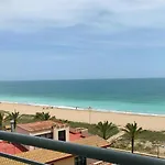 Apartamento En La Playa Con Piscina