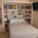 Estudio Con Vistas Al Mar Y Montana