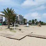 Excelente Apartamento Urani Con Terrasa