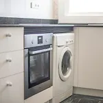 R130 Beachfront Apartment With Air Conditionner