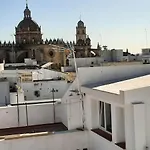 El Hogar De La Magia, En El Centro Y Con Parking