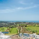 High End Large Ground Floor With Luxury Private Pool And Sea Views