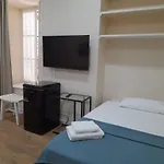 Casa Del Anticuario Apartments