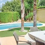 Stunning Home In Riba-Roja De Turia With Jacuzzi