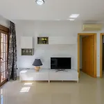Apartamento Centrico Sibarys - 2 Dormitorios- Calle Pintada