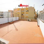 El Anfitrion - La Comoda