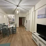Estefania Apartment City Center & Beachside