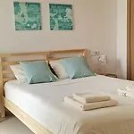 Precioso Bajo Con Jardin En Vera