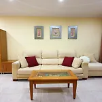 Piso Familiar Con Amplia Terraza 300M De La Playa