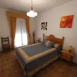 Apartamento 1 Dormitorio En Primera Linea De Playa