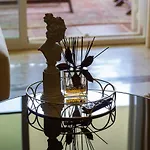 Next To Puente Romano Newly Done Modern Style 5 Star Luxury Stay
