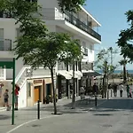 Piso En Conil, 1º Linea De Playa Con Wifi Gratis