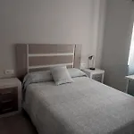 Precioso Piso 3 Dormitorios, Aire Acondicionado Jerez De La Frontera 10 Minutos Circuito Y Feria