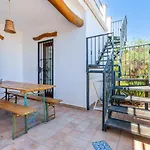 Country Villa In Peaceful Location