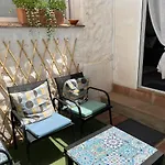 Lovely 4-Bed Cottage In Las Chapas Marbella