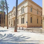 Expoholidays - Plaza Vieja Con Parking Gratis