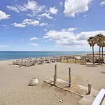 Apartamento En 1ª Linea De Playa, Estepona Centro