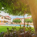 Apartamentos Aigua Oliva