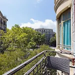 Aparteasy - Family 4-Bedroom Apartment