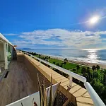 Atico Frente Al Mar. Apartamento Top