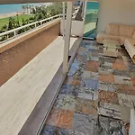Atico Frente Al Mar. Apartamento Top