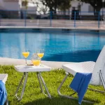 Hotel Y Bungalows Balcon De Competa