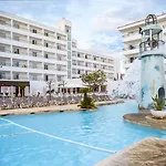Fergus Club Pineda Splash
