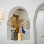 Salt Beach & Garden Apartment