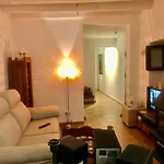 El Acanto