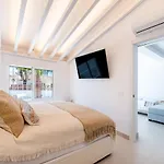 New Charming House 150 Meters From The Beach