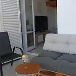 Casa Apareada El Rincon De Los Suenos