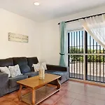 Villa Perez Zara Paco