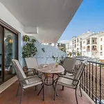 Marina Real 223