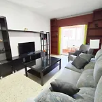 Piso Entre La Playa Y El Centro, Con Aparcamiento