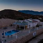 Top Renovated Villa With Sea-Views And Pool