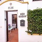 Stylish 2-Bed Duplex Townhouse, Full Kitchen, Access To Three Pools, Minutes From Puerto Banus, By 