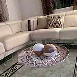 4 Bed 3 Bath Villa Sleeps 8, Pool Wifi Tv Close To Beach Restaurants And Shops