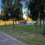 Amplio Apartamento Con Plaza De Parking.